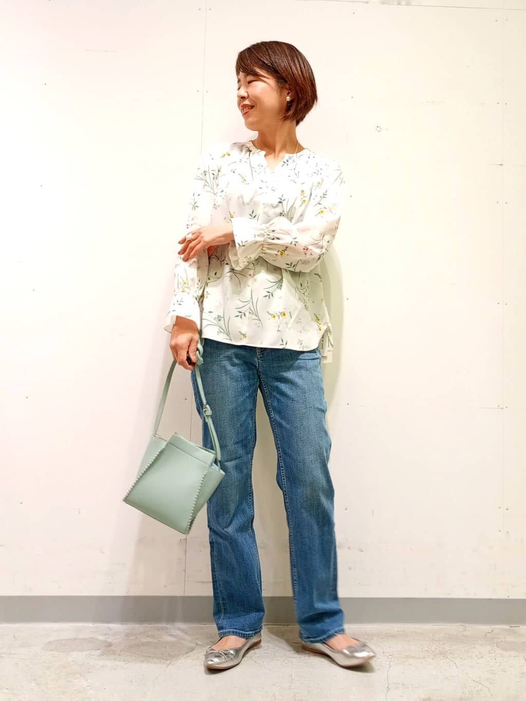 Kさんの「INDIVI｜【2点セット／洗える】ツイードジレ＆ボウタイブラウス」を使ったコーディネート