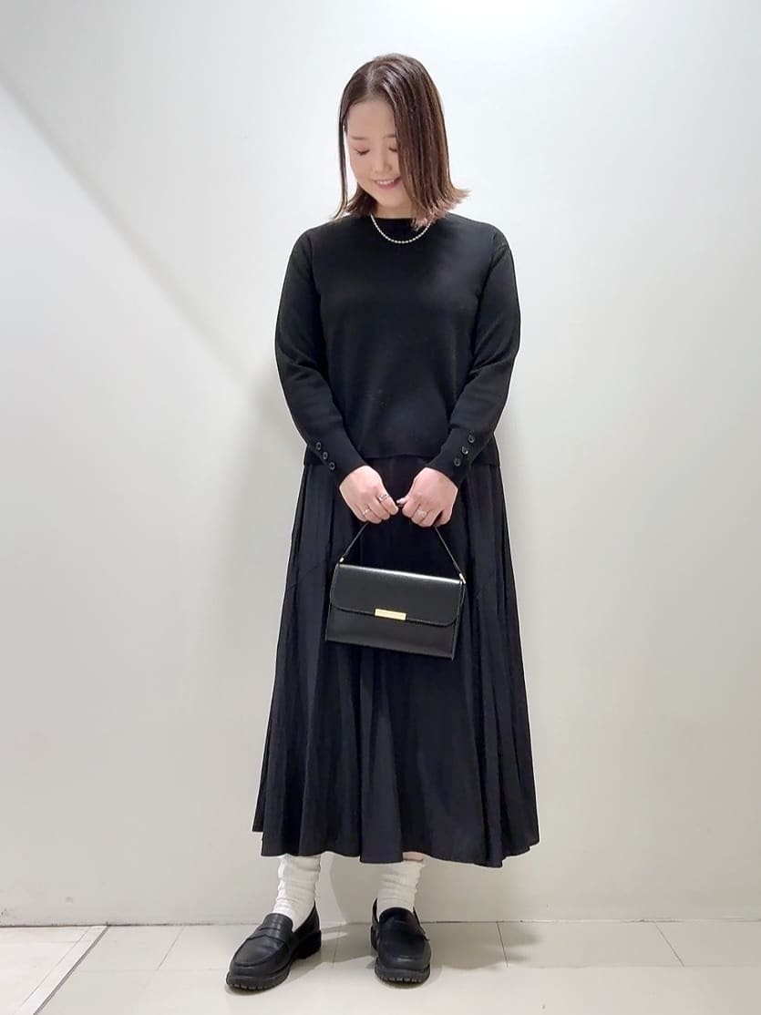 YUIさんの「UNTITLED｜【新色追加/セットアップ可】エアリー ダブルブレストジャケット」を使ったコーディネート