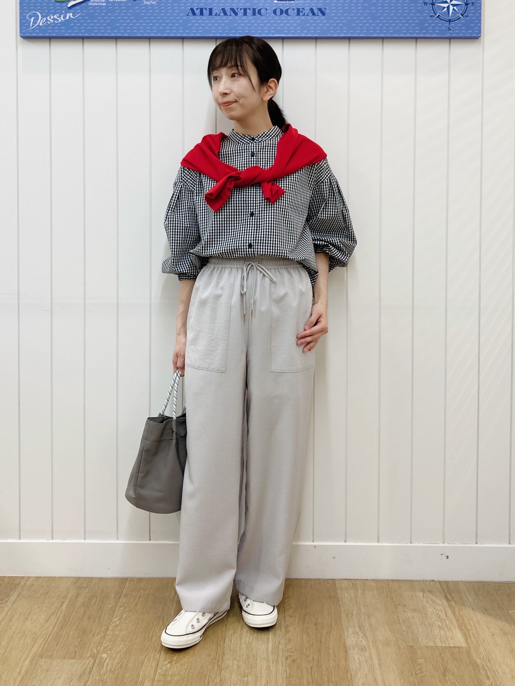 yoshiさんの「Dessin｜【洗える】バルーンスリーブバンドカラーシャツ」を使ったコーディネート