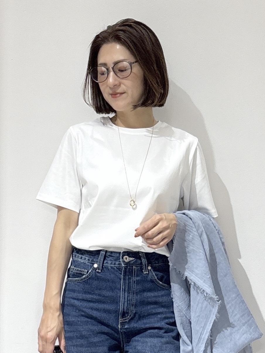 NAKAさんの「OPAQUE.CLIP｜オーガニックコットン混ベーシックTシャツ【洗濯機OK】《SS～LL》」を使ったコーディネート