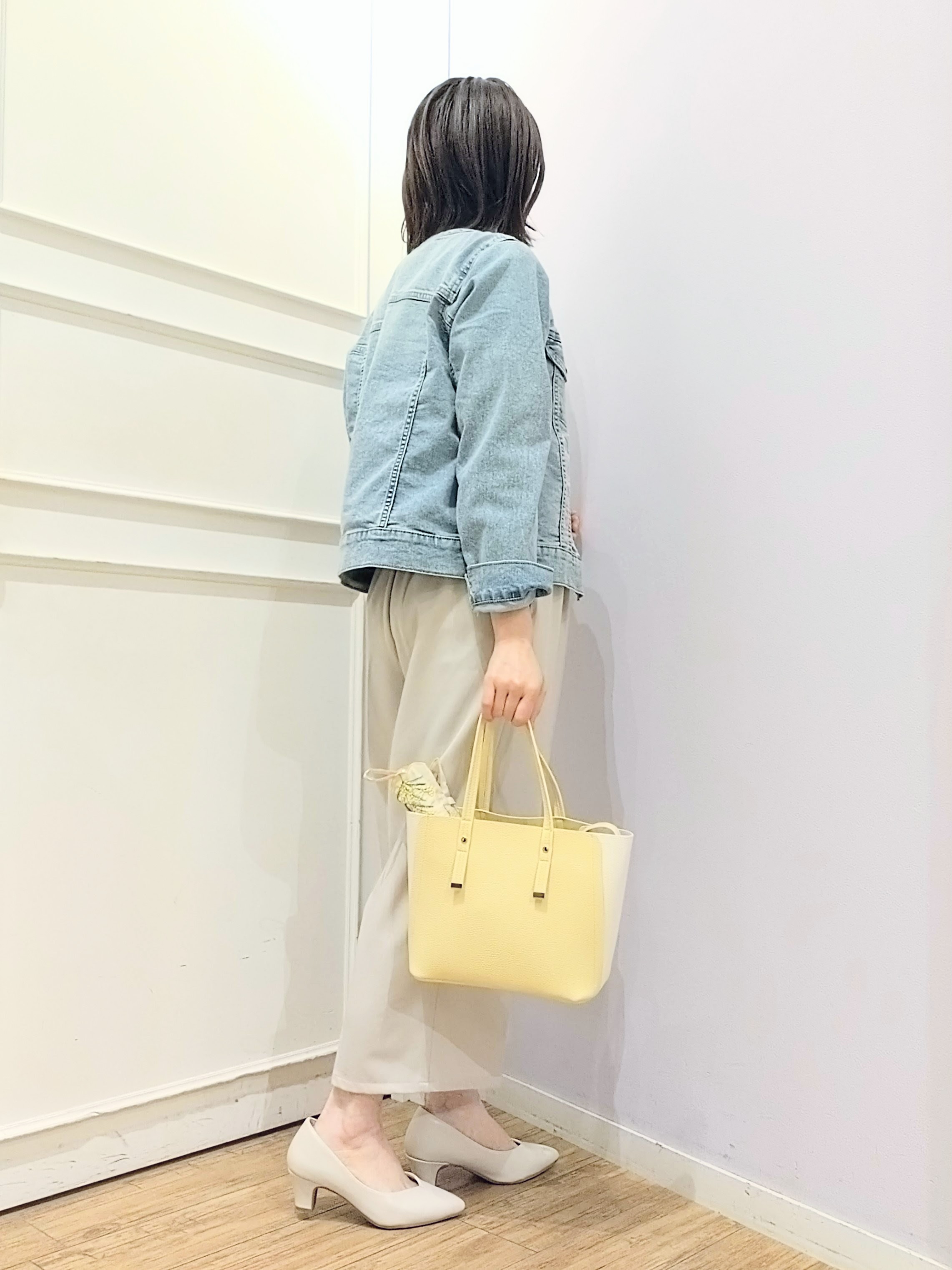 miomioさんの「SHOO･LA･RUE｜【S-LL/二の腕カバー】品よく隠せる ドット刺繍5分袖ニット」を使ったコーディネート