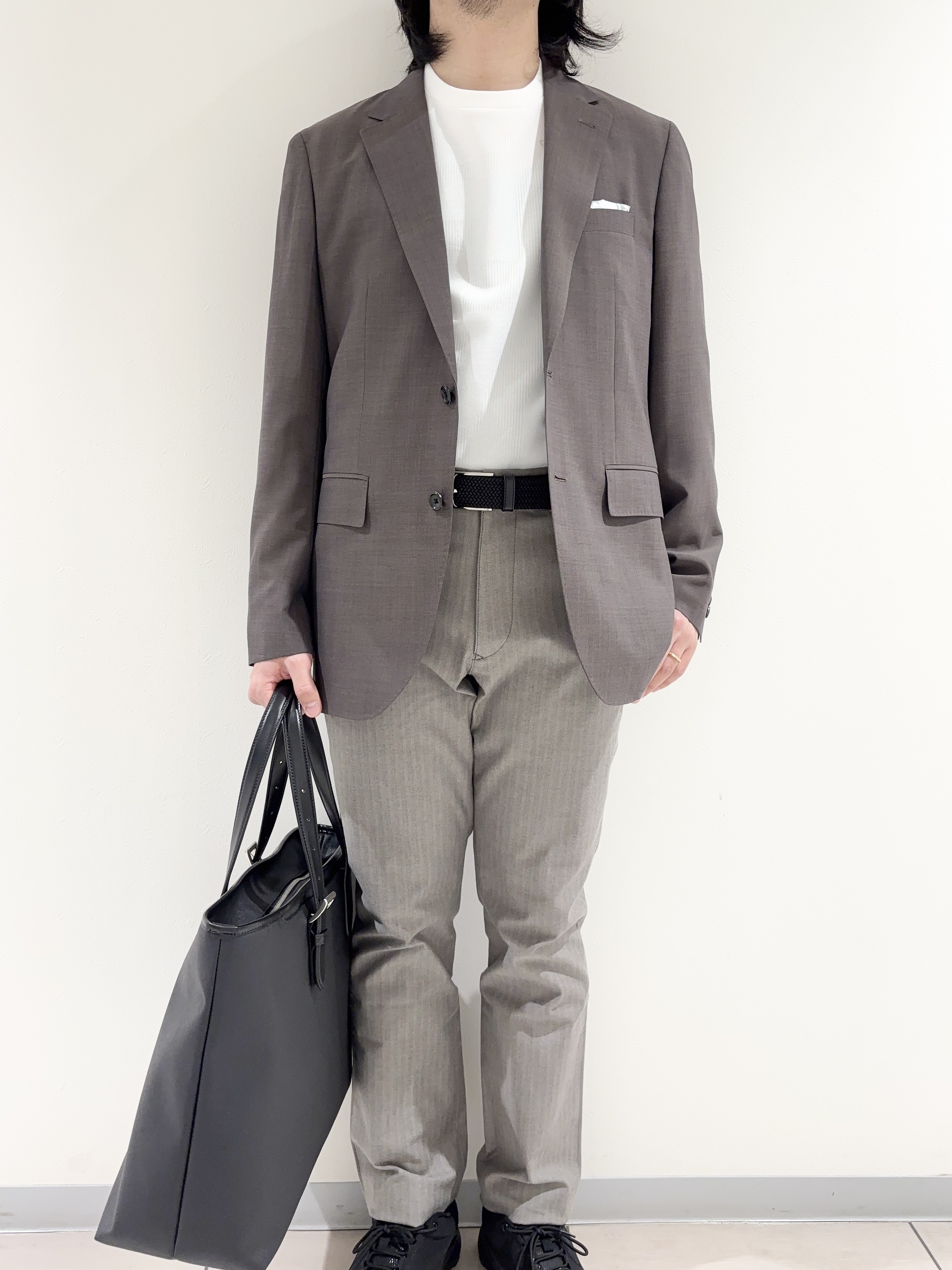 及川さんの「TAKEO KIKUCHI｜【BOWLER HAT LABEL】トロピカルシャンブレージャケット」を使ったコーディネート