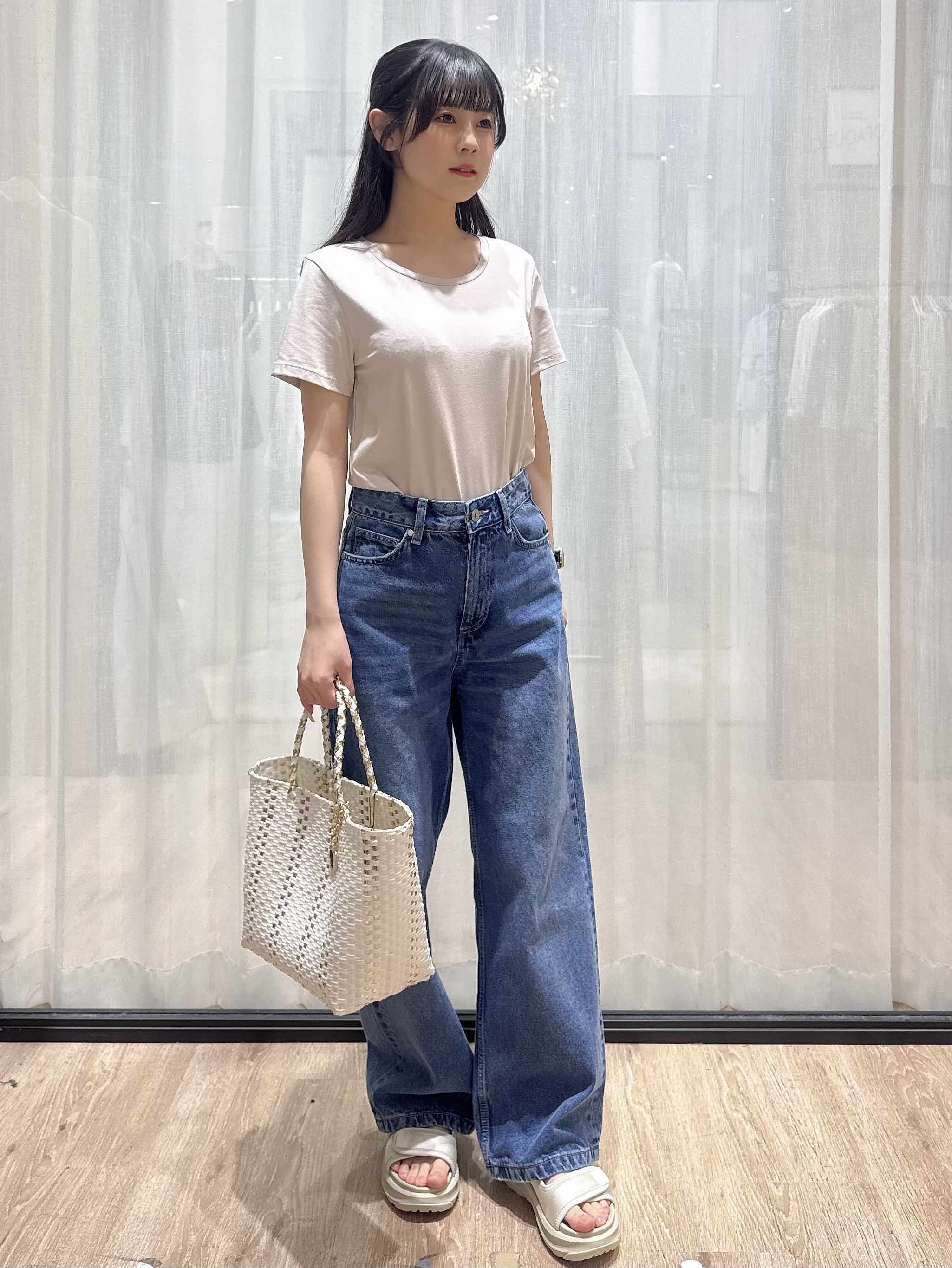 ぞうげさんの「OPAQUE.CLIP｜【UVケア／接触冷感／吸水速乾】薄手なのに透けにくい！ベーシックTシャツ《洗濯機OK／S～3L／6c」を使ったコーディネート