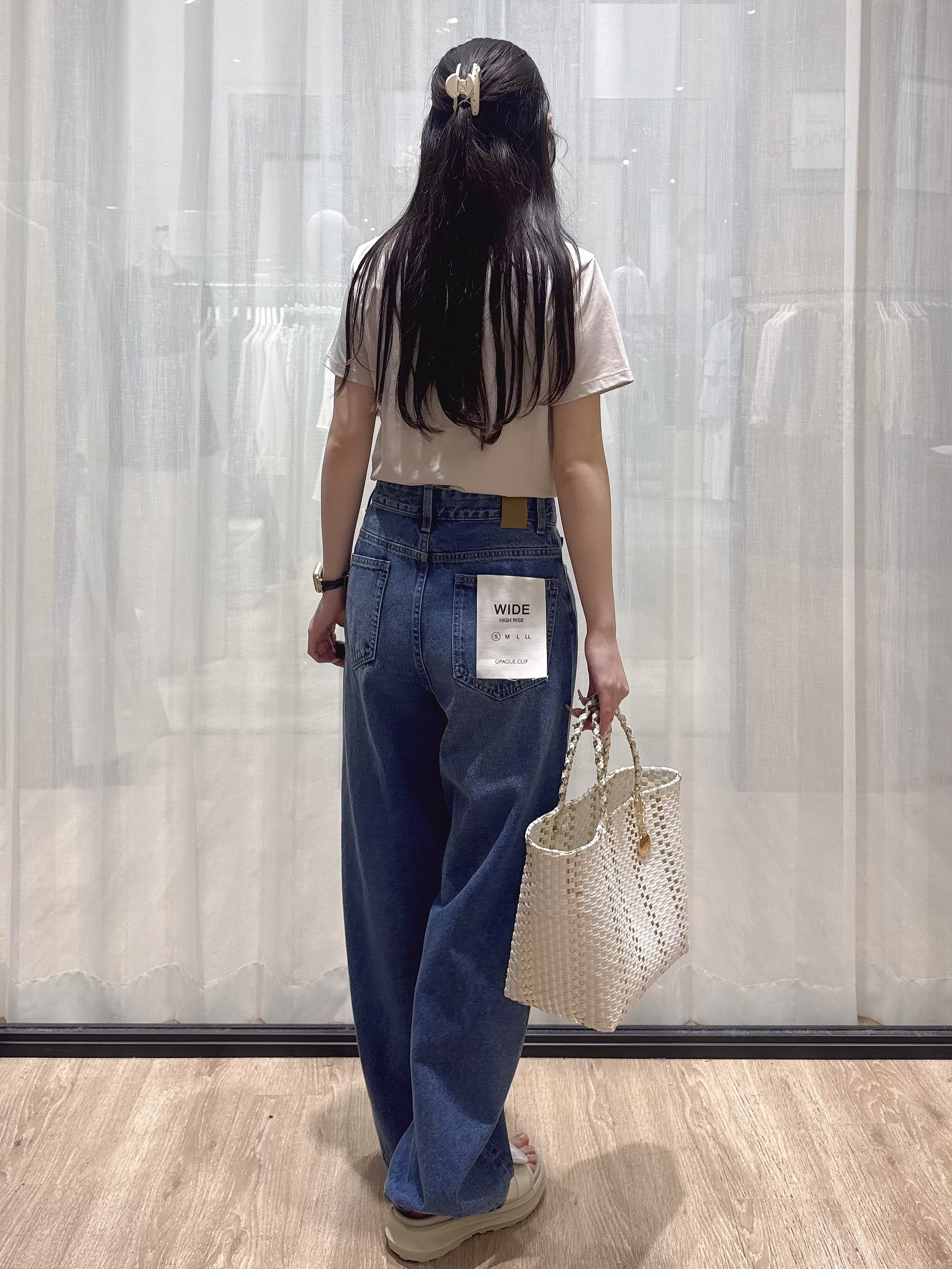 ぞうげさんの「OPAQUE.CLIP｜【UVケア／接触冷感／吸水速乾】薄手なのに透けにくい！ベーシックTシャツ《洗濯機OK／S～3L／6c」を使ったコーディネート