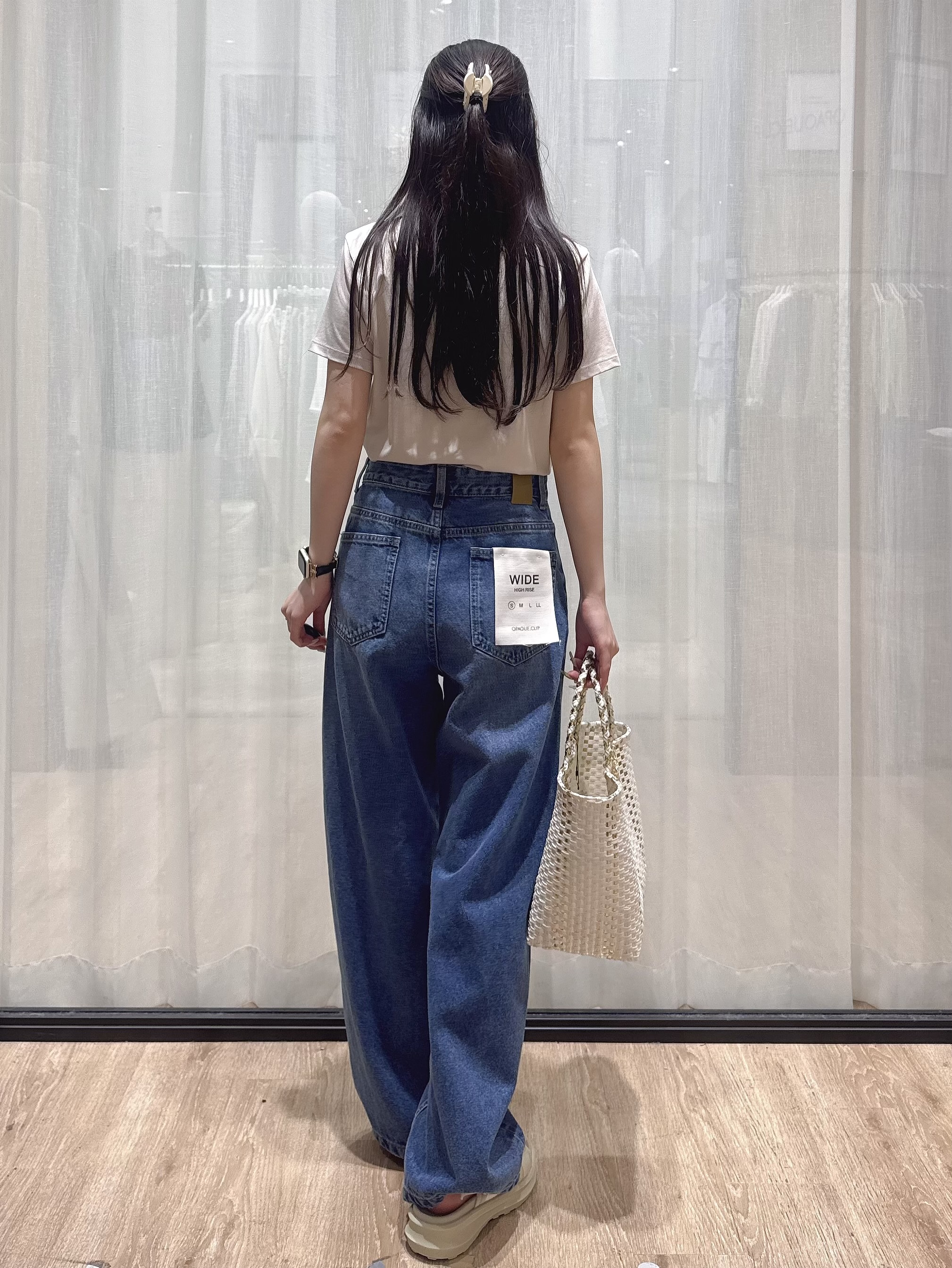 ぞうげさんの「OPAQUE.CLIP｜【UVケア／接触冷感／吸水速乾】薄手なのに透けにくい！ベーシックTシャツ《洗濯機OK／S～3L／6c」を使ったコーディネート