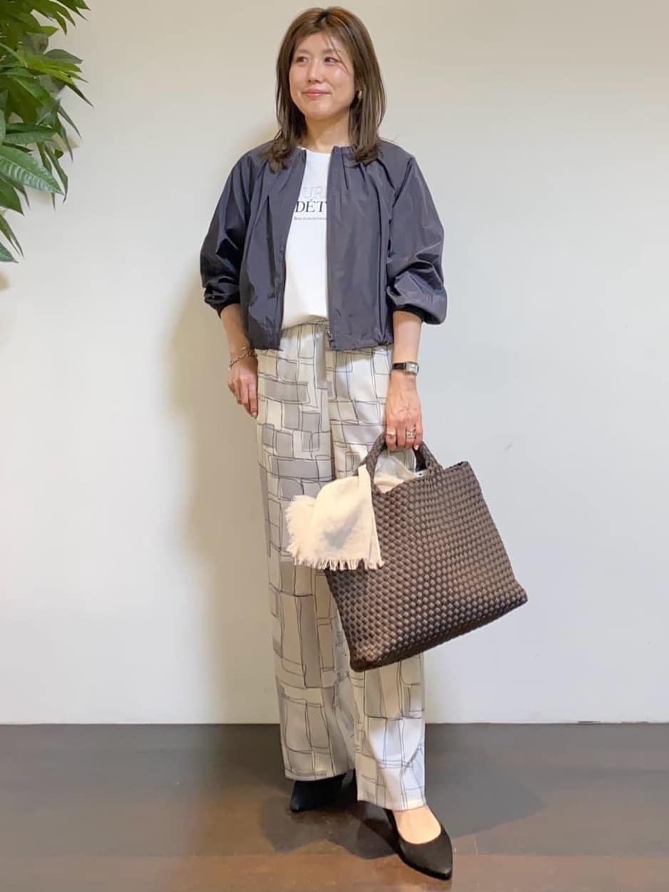 tomoさんの「UNTITLED｜◆【セットアップ可/はっ水】シャイニータイプライターブルゾン」を使ったコーディネート