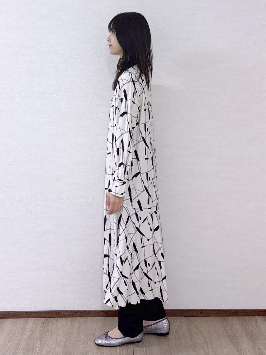 sachikoさんの「OPAQUE.CLIP｜ジオメトリックプリントシャツワンピース」を使ったコーディネート