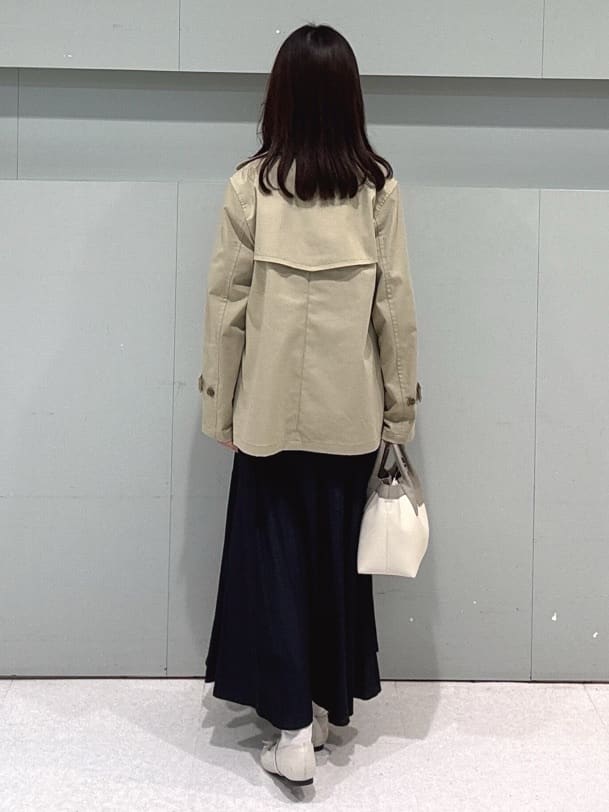 makiさんの「UNTITLED｜【定番人気/はっ水/洗える】タスランショートトレンチコート」を使ったコーディネート