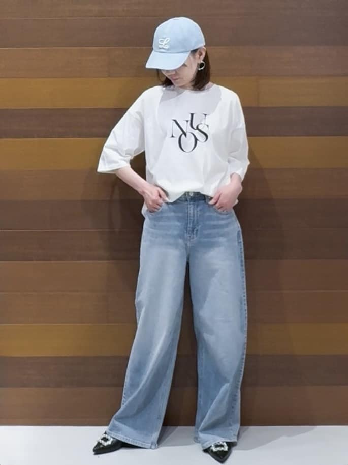juunさんの「OPAQUE.CLIP｜リラクシーロゴプリントTシャツ【洗濯機OK】」を使ったコーディネート