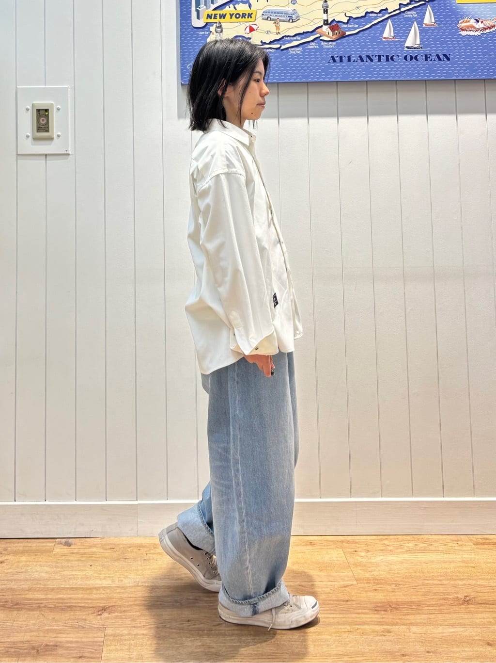OKADAさんの「Dessin｜【ユニセックス/撥水】コットンライクカラーシャツ」を使ったコーディネート