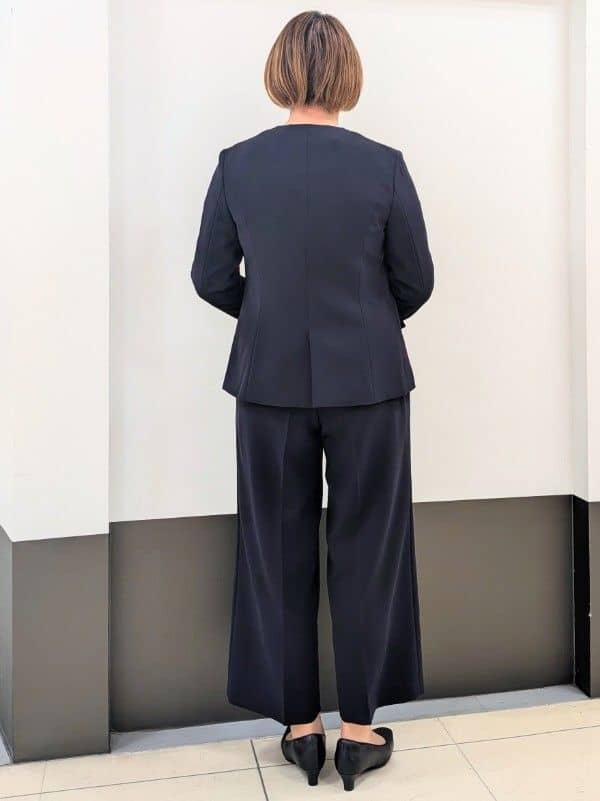 じゅりさんの「Reflect｜【SS-4Lサイズ／通勤／セットアップ可】ノーカラージャケット」を使ったコーディネート