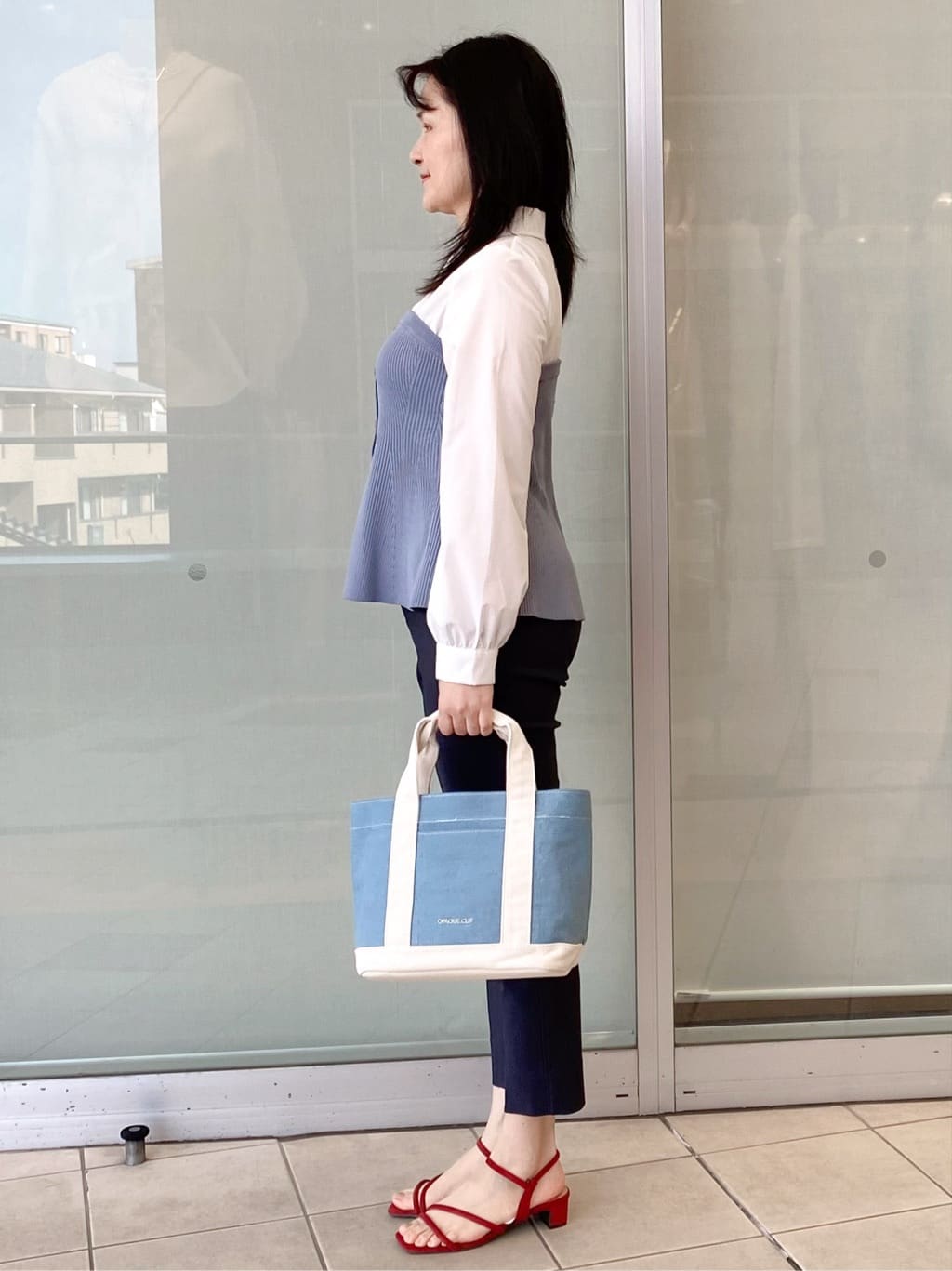 Jeanさんの「OPAQUE.CLIP｜シャツドッキングペプラムニット【洗濯機OK】」を使ったコーディネート