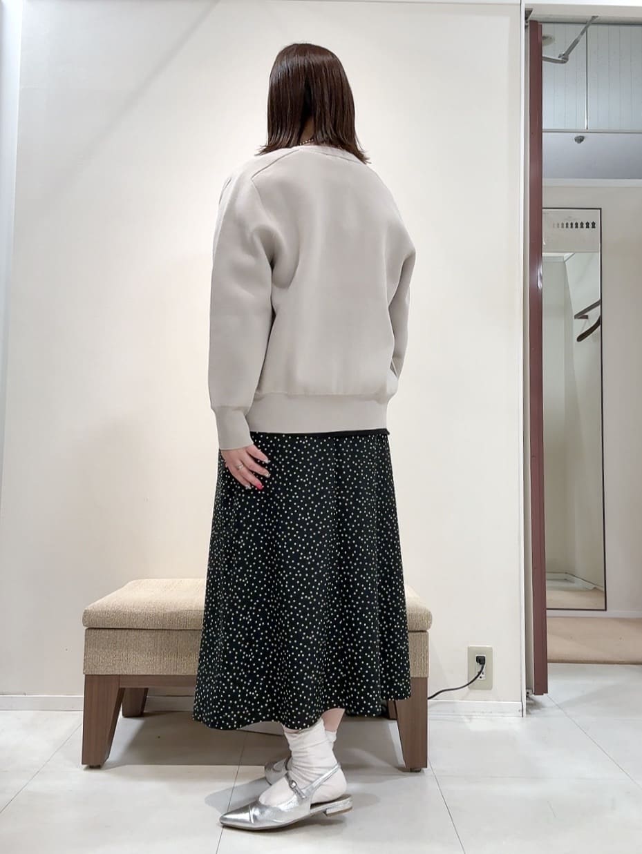 YUIさんの「UNTITLED｜◆【軽羽織り/セットアップ可】ジップアップニットカーディガン」を使ったコーディネート