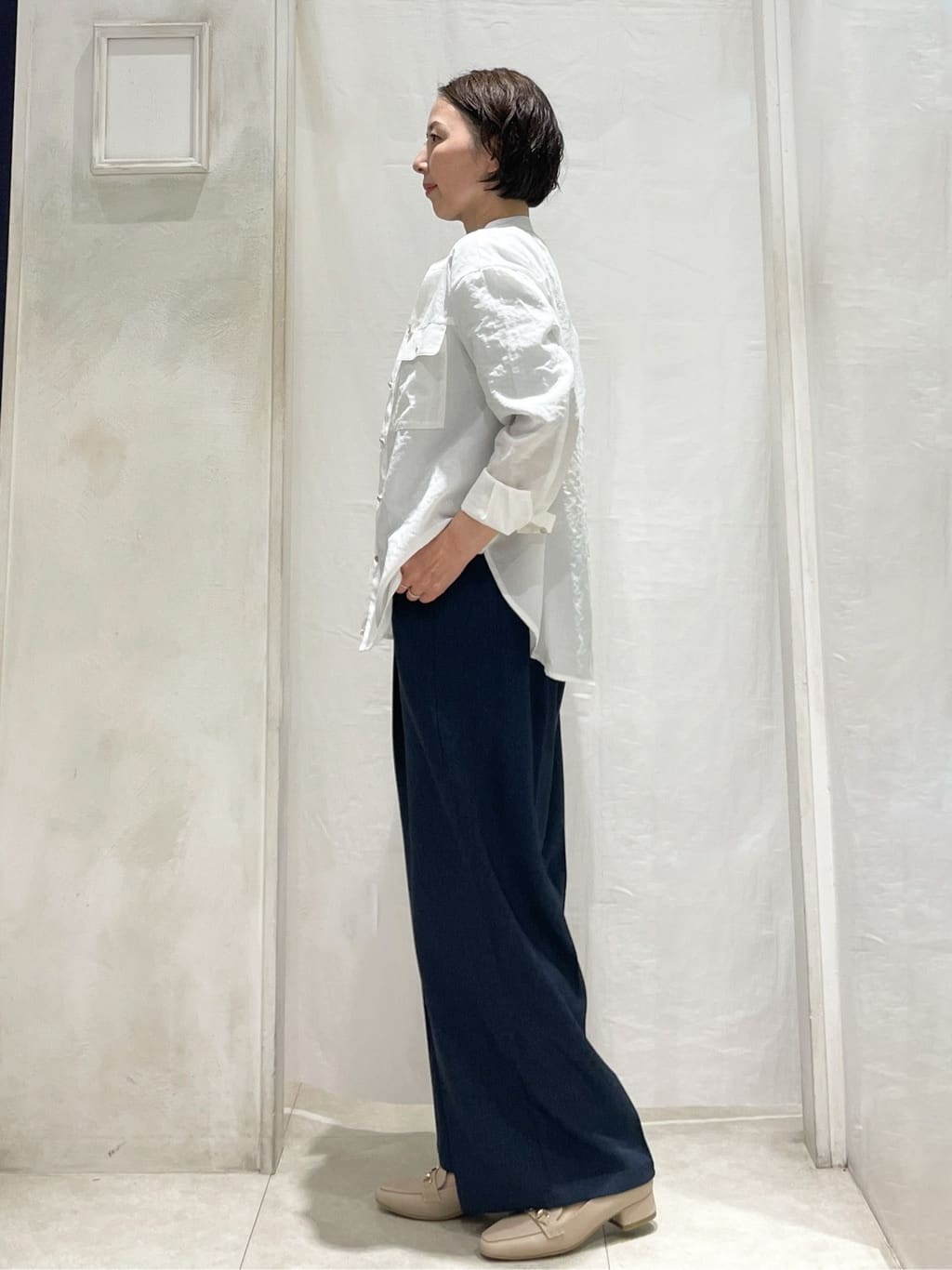 hiroさんの「grove｜【貴島明日香さん着用】お仕事も普段も。今どきワークシャツブラウス」を使ったコーディネート
