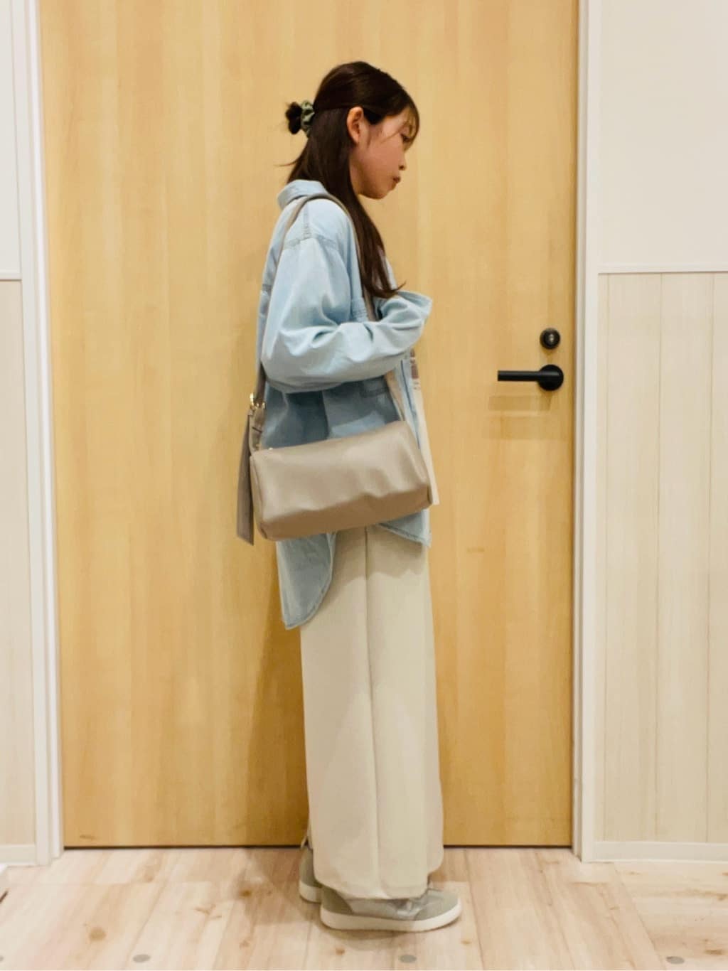 minamiさんの「SHOO･LA･RUE｜【綿100％/S-LL/プチプラ】選べる3柄 プリントアソートTシャツ」を使ったコーディネート