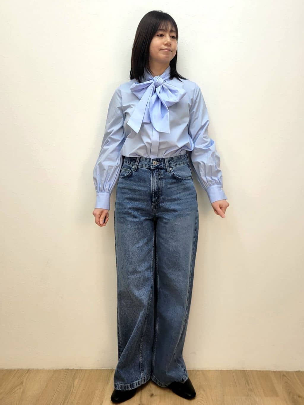 LISAさんの「OPAQUE.CLIP｜金ボタンダブルブレストテーラードジャケット／セットアップ対応【洗える】」を使ったコーディネート