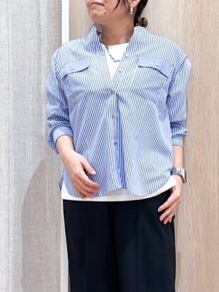 naoさんの「grove｜【撥水／シルエット2WAY】羽織るだけでサマになる、スタンドネックテントラインコート」を使ったコーディネート