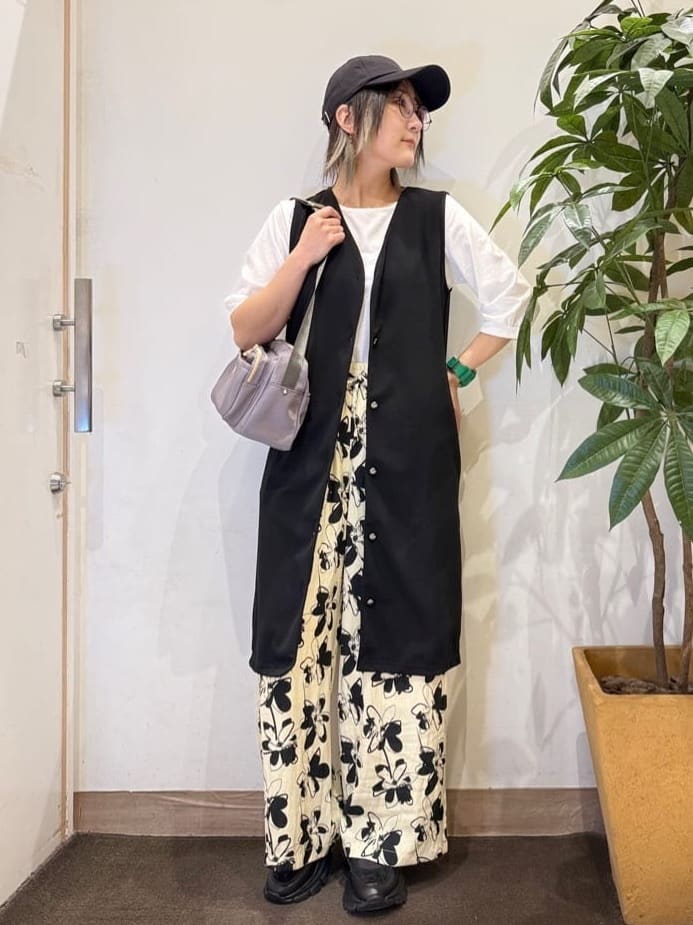 misakiさんの「SHOO･LA･RUE｜メリージェ―ンスニーカー」を使ったコーディネート