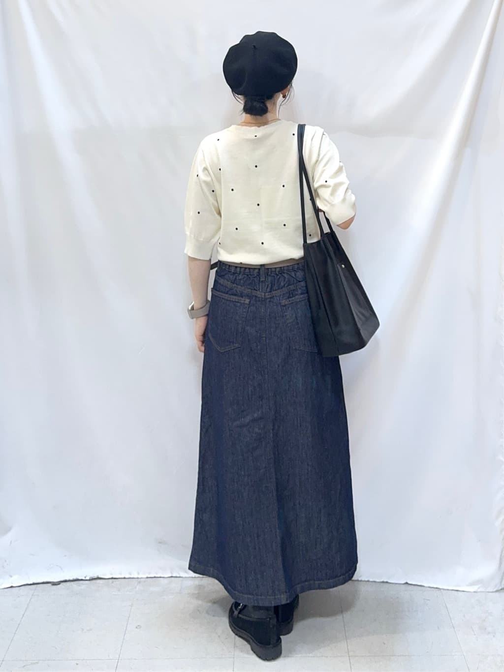 𝐇𝐢𝐫𝐨𝐦𝐢さんの「SHOO･LA･RUE｜【洗濯機可/S-LL】さらっと快適　麻調ゆるリブブルゾン」を使ったコーディネート