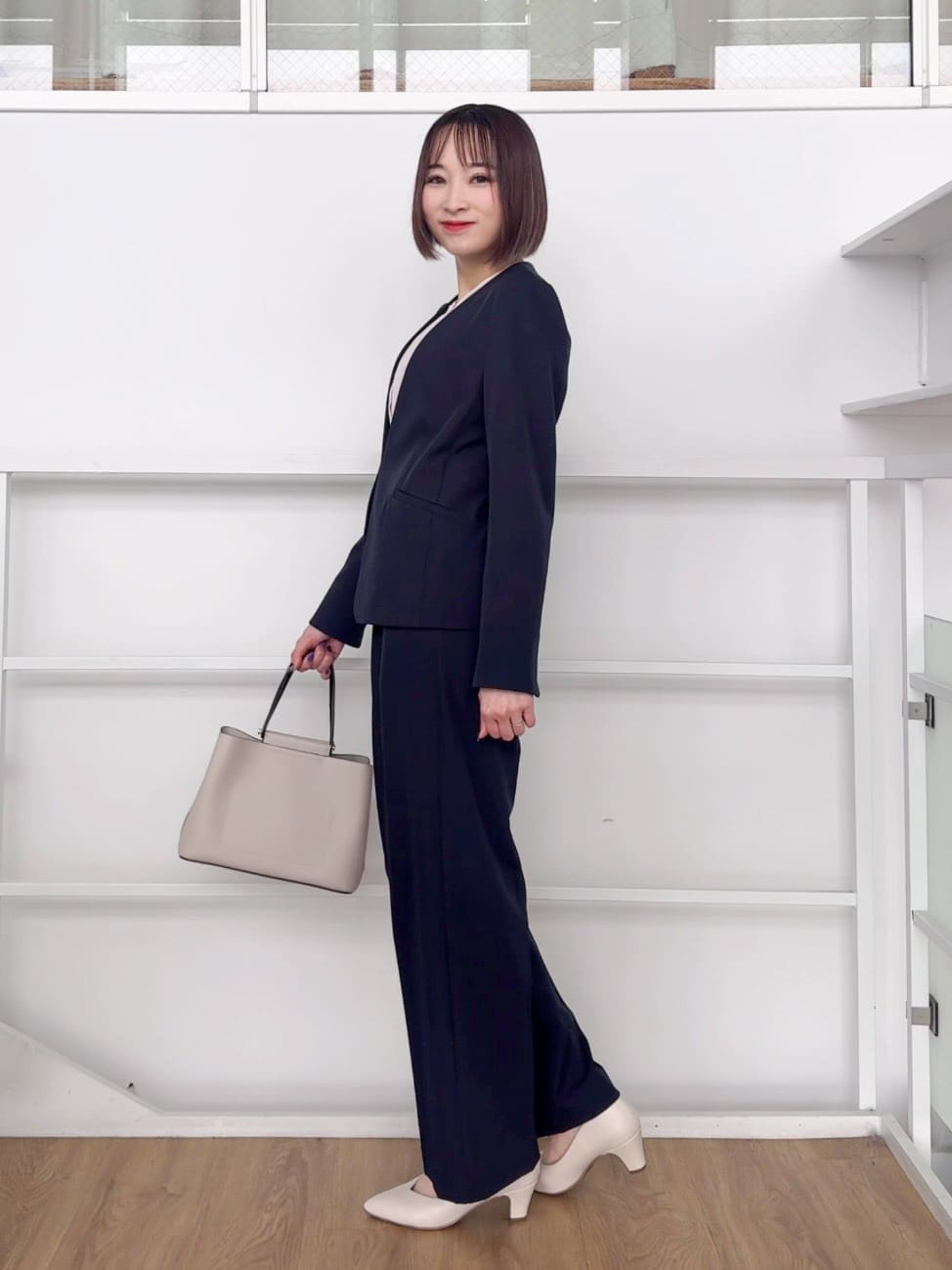 𝐜𝐡𝐢𝐤𝐚さんの「SHOO･LA･RUE｜【洗濯機可/UV/SS-3L】すっきり好印象 ノーカラージャケット」を使ったコーディネート
