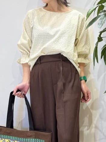 misakiさんの「SHOO･LA･RUE｜【セットアップ可/洗濯機可】上品チェックが好印象 ゆるさら6分袖ブラウス」を使ったコーディネート