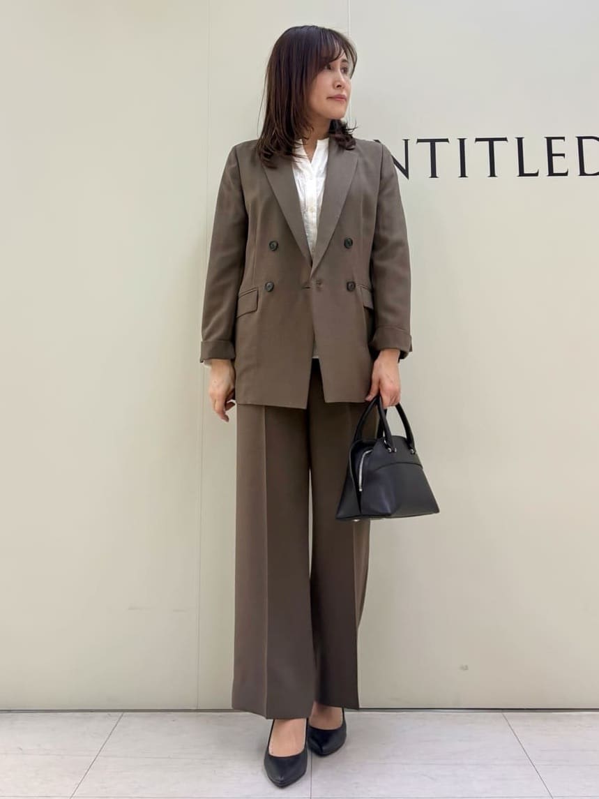 Sakaiさんの「UNTITLED｜【新色追加/セットアップ可】エアリー ダブルブレストジャケット」を使ったコーディネート