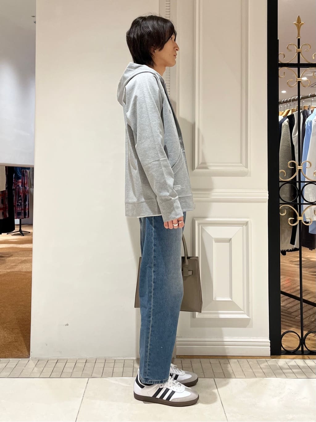 Watanabeさんの「DRESSTERIOR｜エクスクルーシブフライスロングTシャツ」を使ったコーディネート