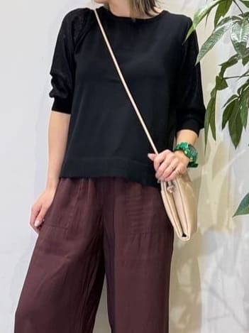 misakiさんの「SHOO･LA･RUE｜【洗濯機可/S-LL】シンプルだけど華やか レースの5分袖ニット」を使ったコーディネート