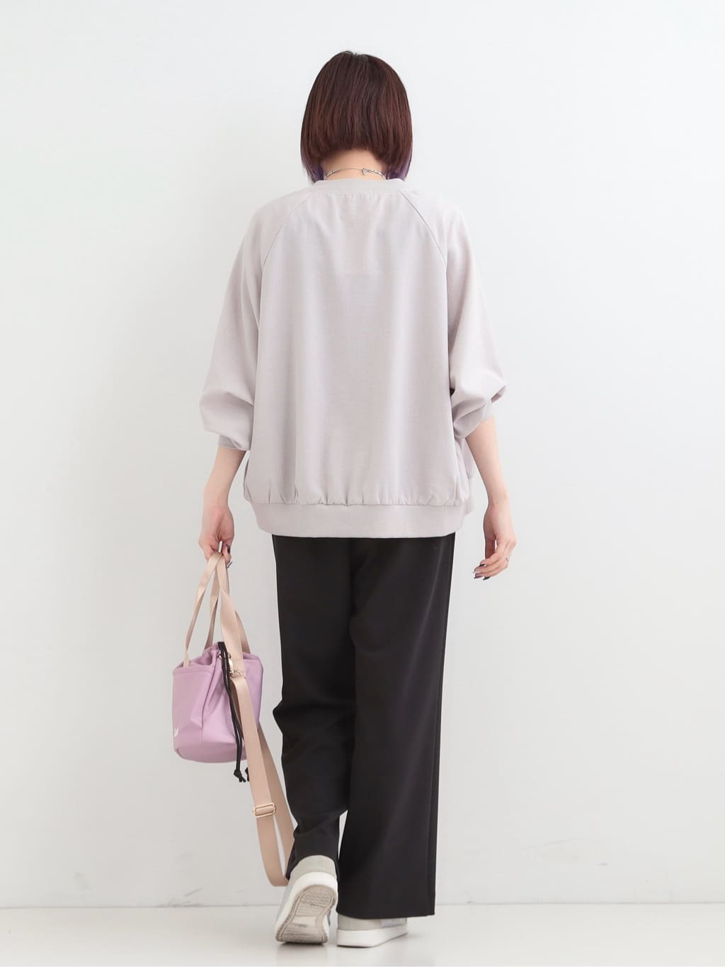 𝐜𝐡𝐢𝐤𝐚さんの「SHOO･LA･RUE｜【洗濯機可/S-LL】さらっと快適　麻調ゆるリブブルゾン」を使ったコーディネート