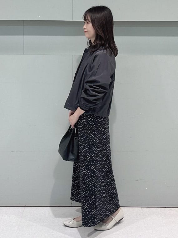 makiさんの「UNTITLED｜◆【セットアップ可/はっ水】シャイニータイプライターブルゾン」を使ったコーディネート