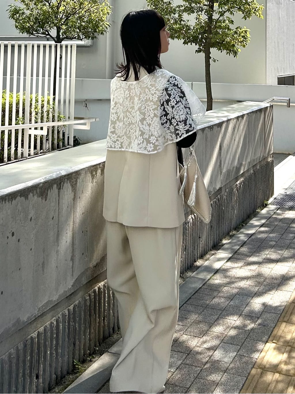 RINAさんの「OPAQUE.CLIP｜刺繍レースケープ【洗濯機OK】」を使ったコーディネート
