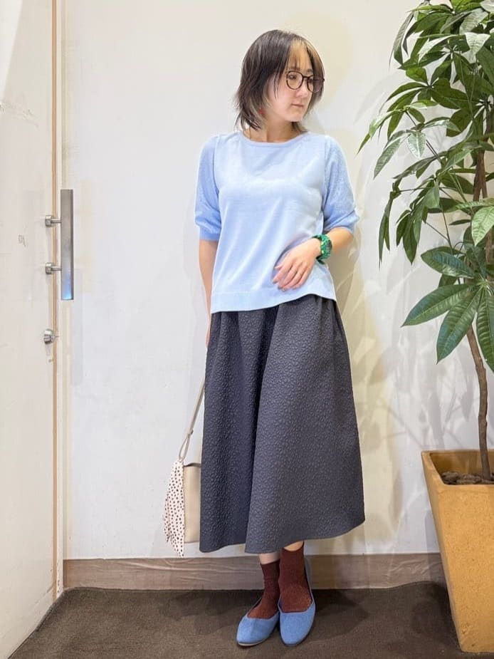 misakiさんの「SHOO･LA･RUE｜【洗濯機可/S-LL】シンプルだけど華やか レースの5分袖ニット」を使ったコーディネート