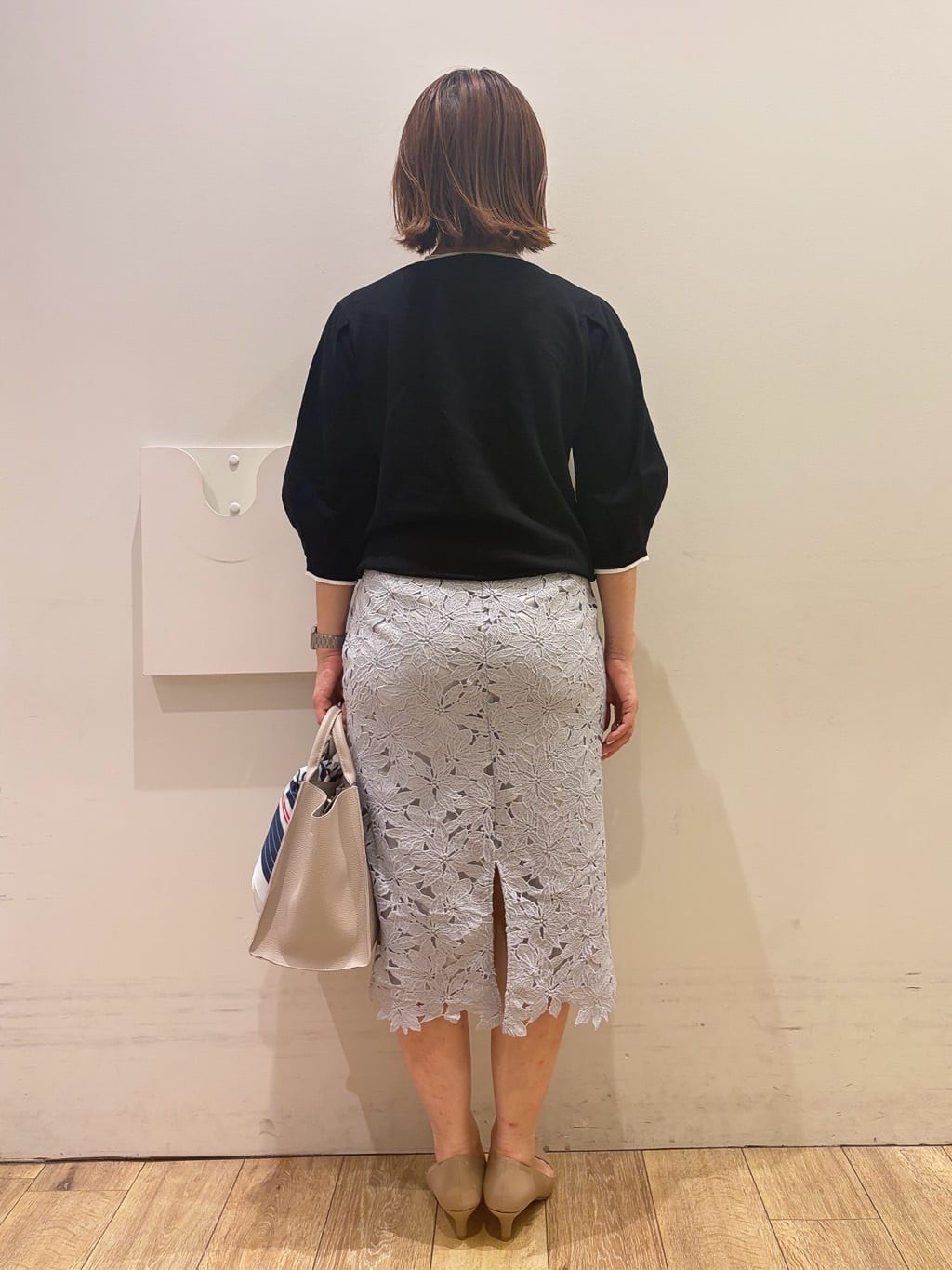 YUKOさんの「index｜【UVケア】6分袖タックスリーブニット《洗濯機OK／XS～LL／9col》」を使ったコーディネート