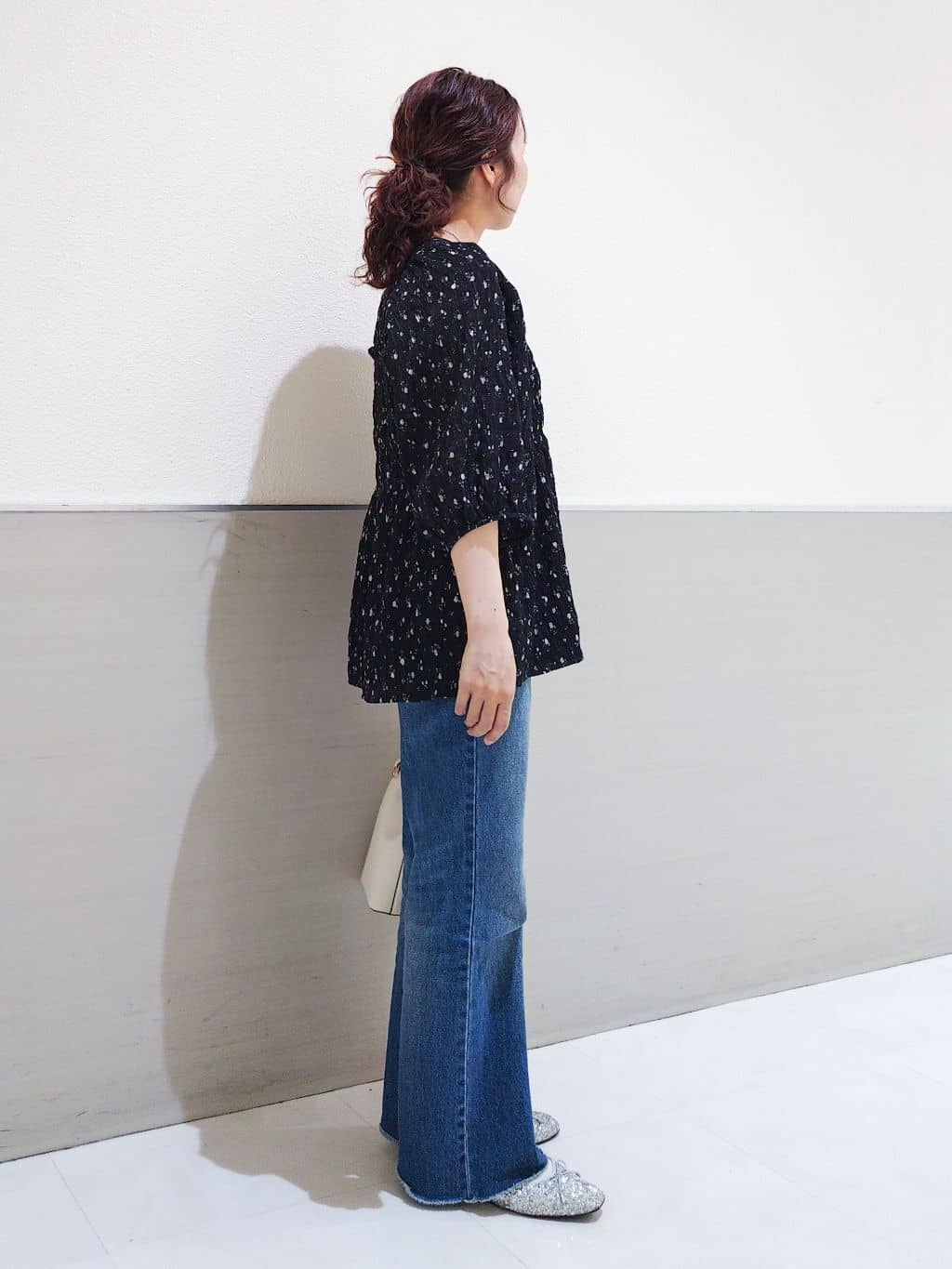maruさんの「THE SHOP TK｜【通勤にもデイリーにも】CAVIAN 金ボタンダブルブレストジャケット」を使ったコーディネート