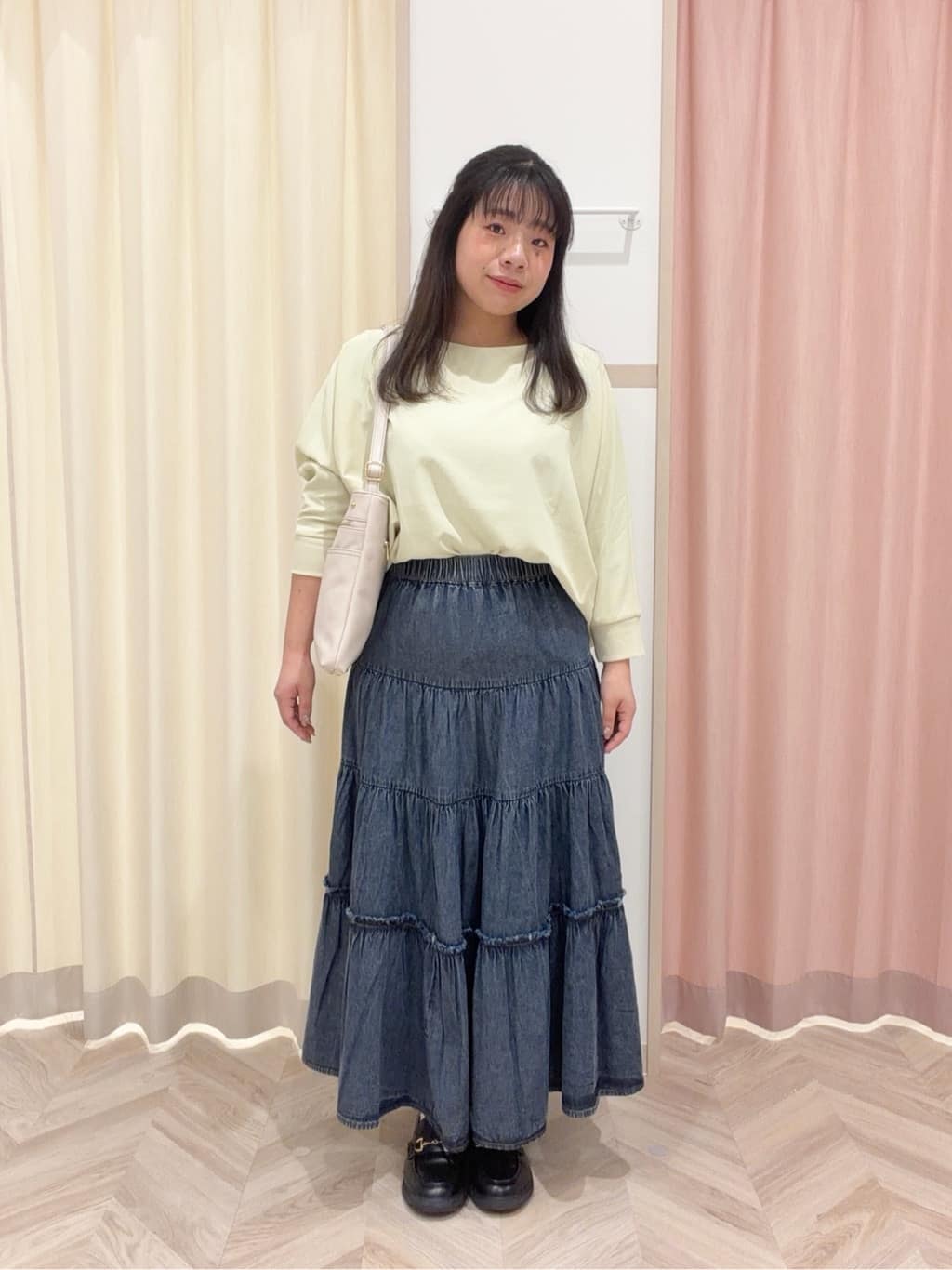 まちゃんなちゃんさんの「SHOO･LA･RUE｜【8ポケット/ギフトにも】すっきり見えのショルダーバッグ」を使ったコーディネート