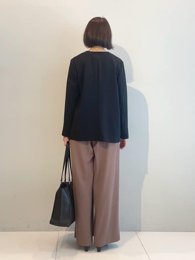 murayamaさんの「INDIVI｜【接触冷感／透湿／着る日傘】ノーカラージャケット」を使ったコーディネート
