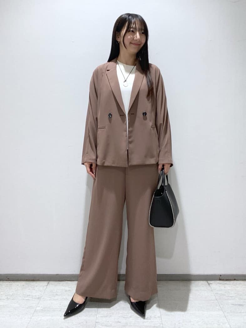 meiさんの「INDIVI｜【接触冷感／透湿／着る日傘】ドルマントップス」を使ったコーディネート
