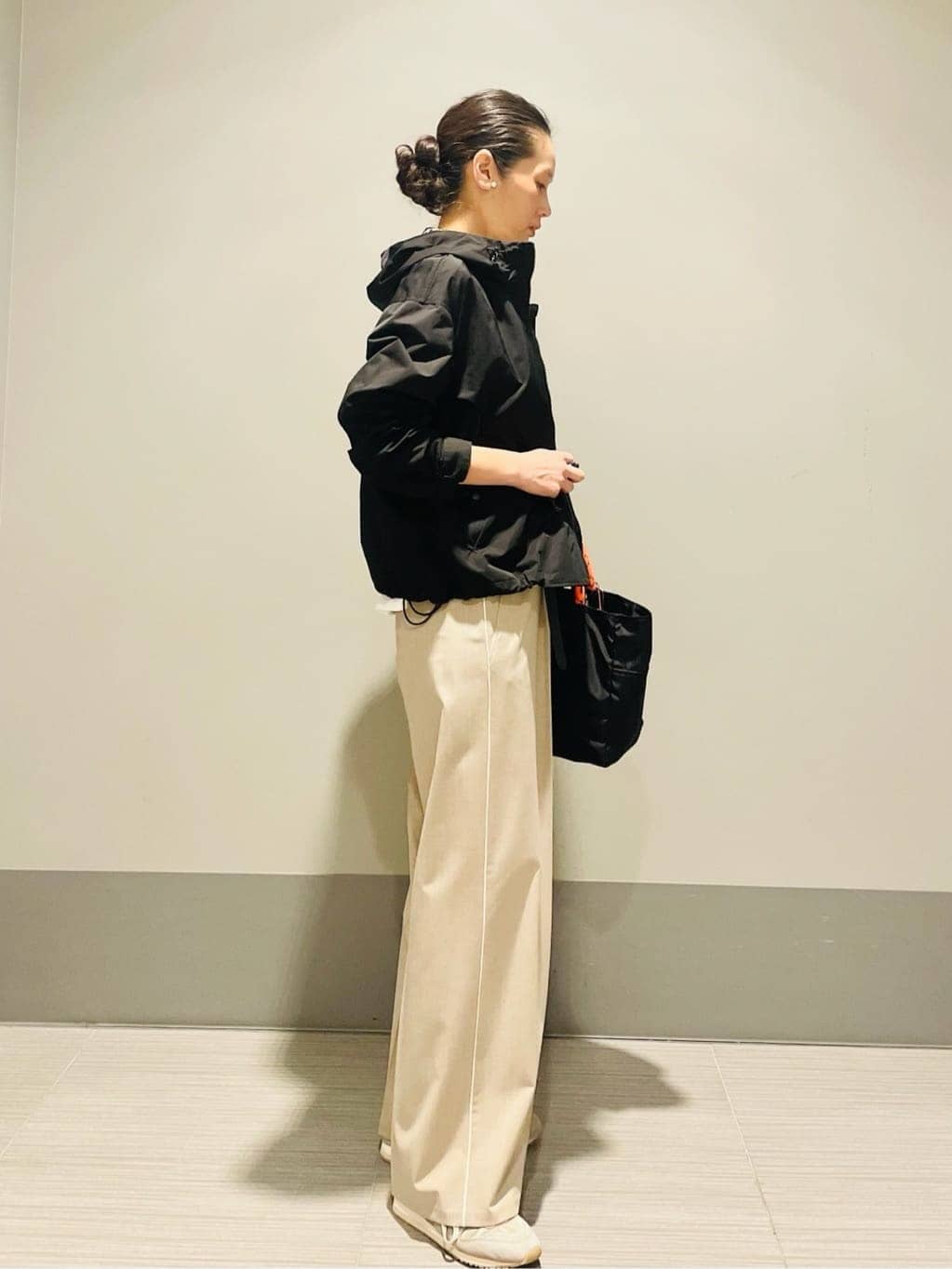 Annさんの「DRESSTERIOR｜【ウォッシャブル/撥水素材】撥水ツイル マウンテンパーカー」を使ったコーディネート