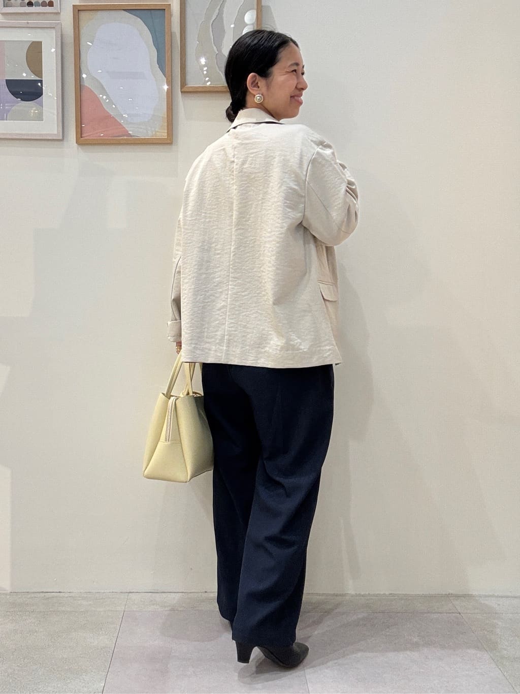 たけぴさんの「SHOO･LA･RUE｜【2点セット/7分袖】ランタンスリーブで女性らしい インせず着られる ネックレス付きブラウス」を使ったコーディネート