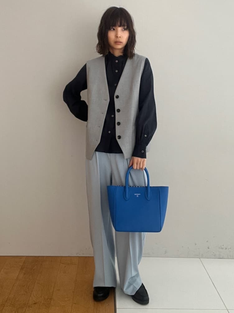 misaさんの「DRESSTERIOR｜【ウォッシャブル/通勤】スタンドフリル ブラウス」を使ったコーディネート