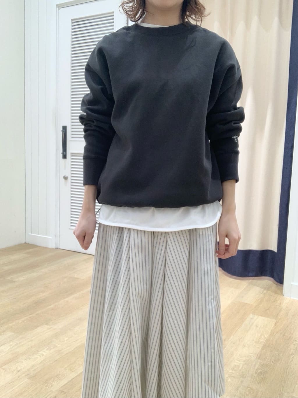 IMARIさんの「Dessin｜【前後2WAY/洗える】ドロストリブカットソー」を使ったコーディネート