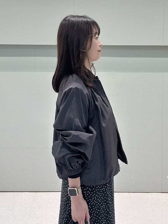 makiさんの「UNTITLED｜◆【セットアップ可/はっ水】シャイニータイプライターブルゾン」を使ったコーディネート