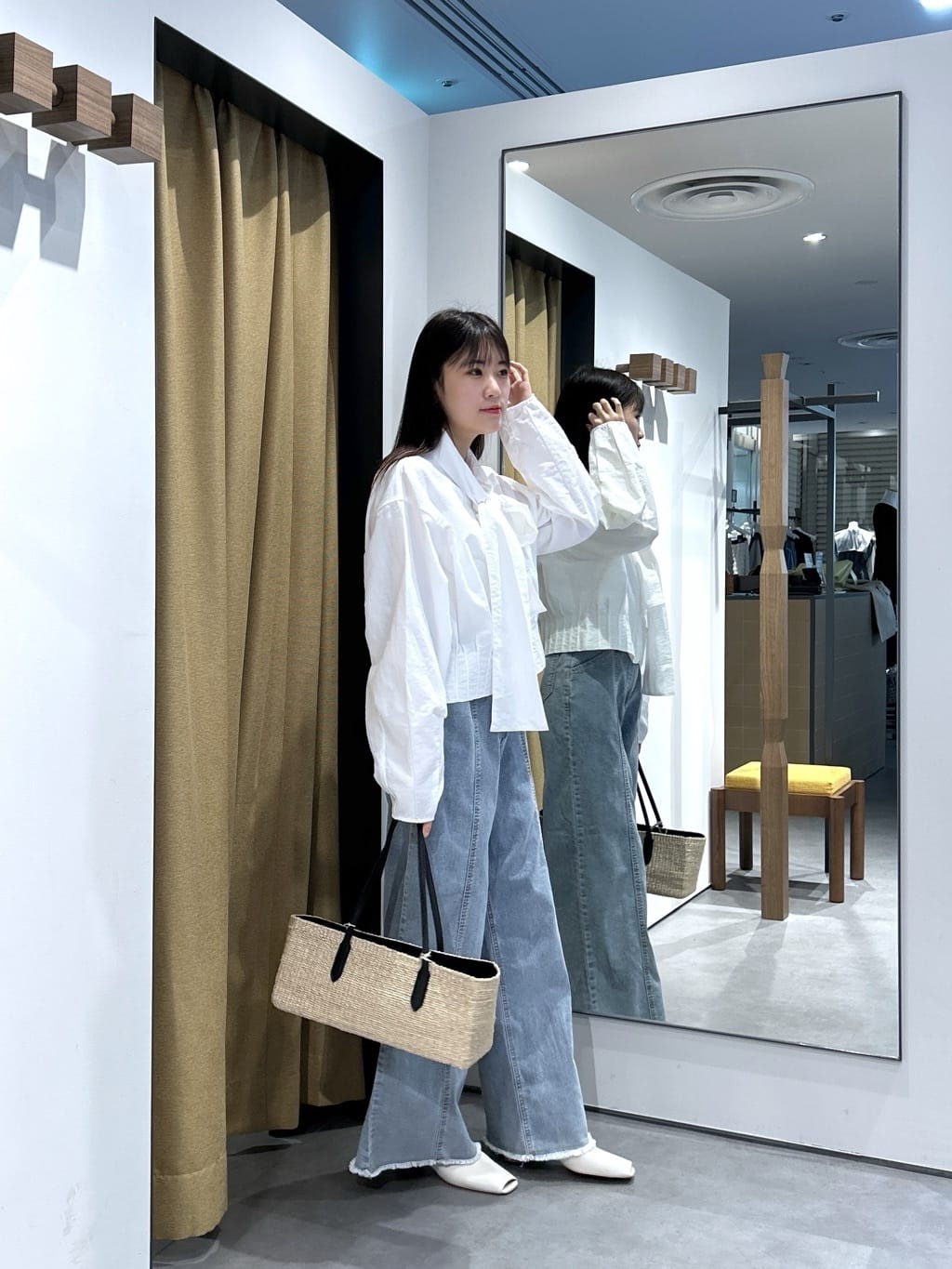 Renoさんの「INDIVI｜ボウタイシャツブルゾン」を使ったコーディネート