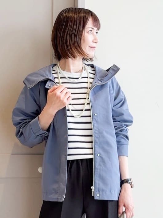 yamakoさんの「grove｜【撥水】きれいめに着こなせるマウンテンパーカ」を使ったコーディネート