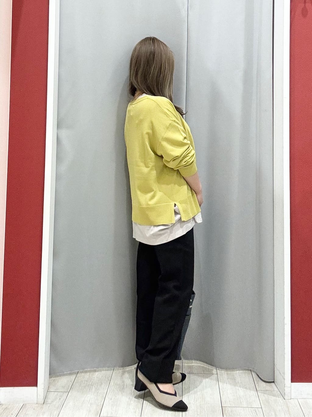 shioさんの「SHOO･LA･RUE｜【UV/体型カバー】とろみフロントタック7分袖ゆるトップス」を使ったコーディネート