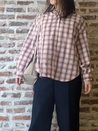 tokiさんの「THE SHOP TK｜【後ろ姿もサマになる】バックシャーリングシャツ」を使ったコーディネート