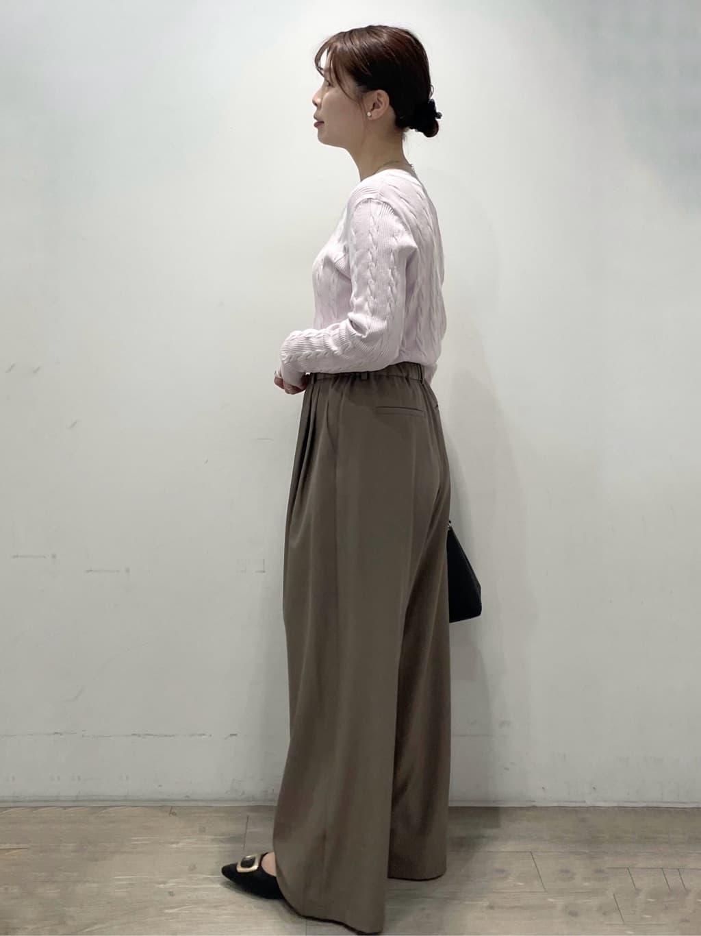 tomokoさんの「OPAQUE.CLIP｜ケーブル編みニット【洗濯機OK】」を使ったコーディネート