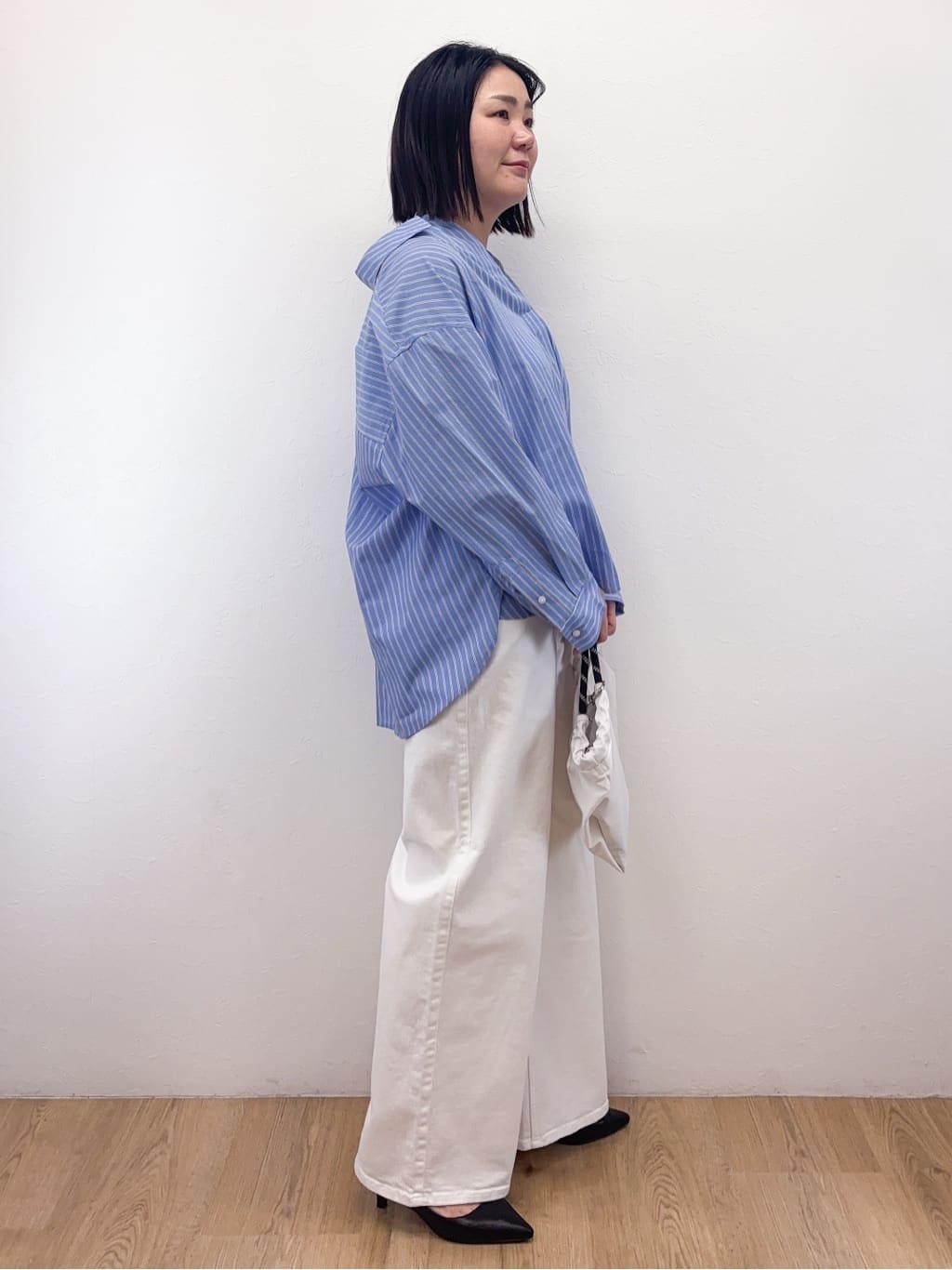 Takeさんの「OPAQUE.CLIP｜ストレッチバギーデニム【洗濯機洗い可】《SS～LL》」を使ったコーディネート