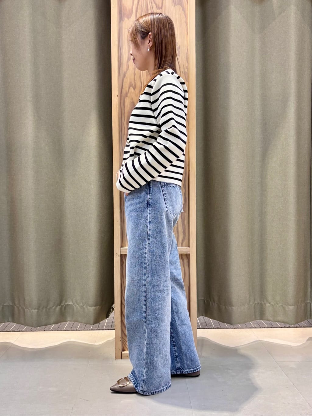HaNeさんの「THE SHOP TK｜ハーフミラノカーデ」を使ったコーディネート