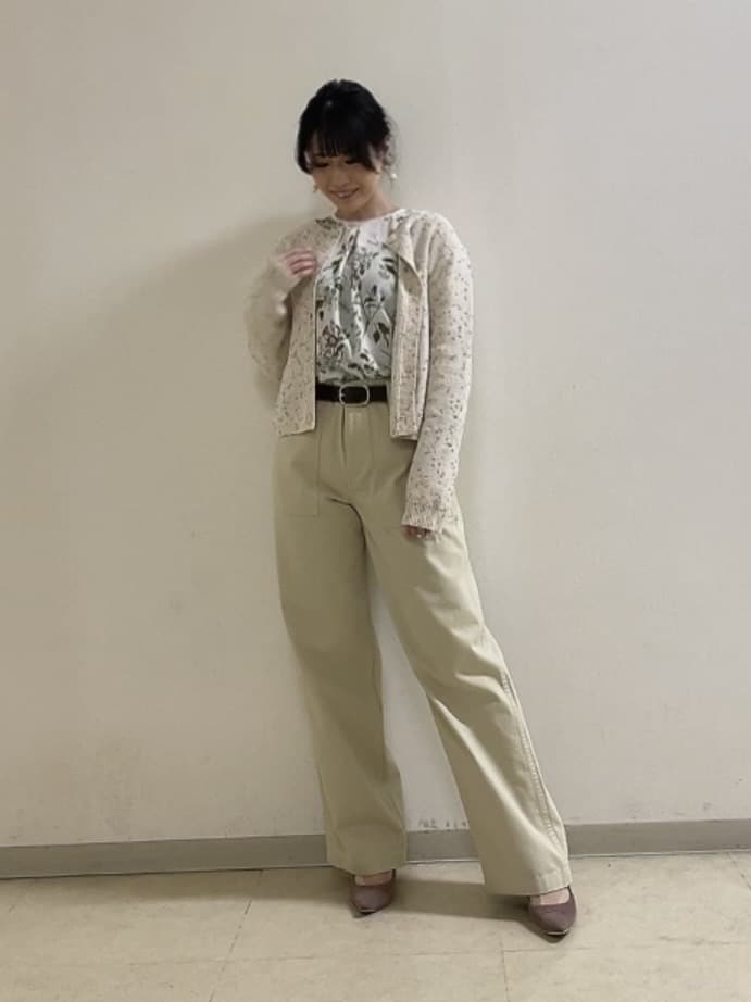 watanabeさんの「UNTITLED｜◆【洗える/すっきり丈】ラメノット ニットカーディガン」を使ったコーディネート